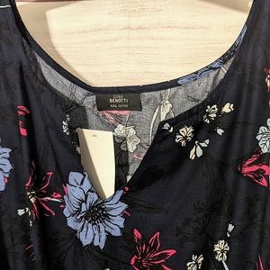 Gorgeous floral print summer dress by Gina Benotti Size 22/24